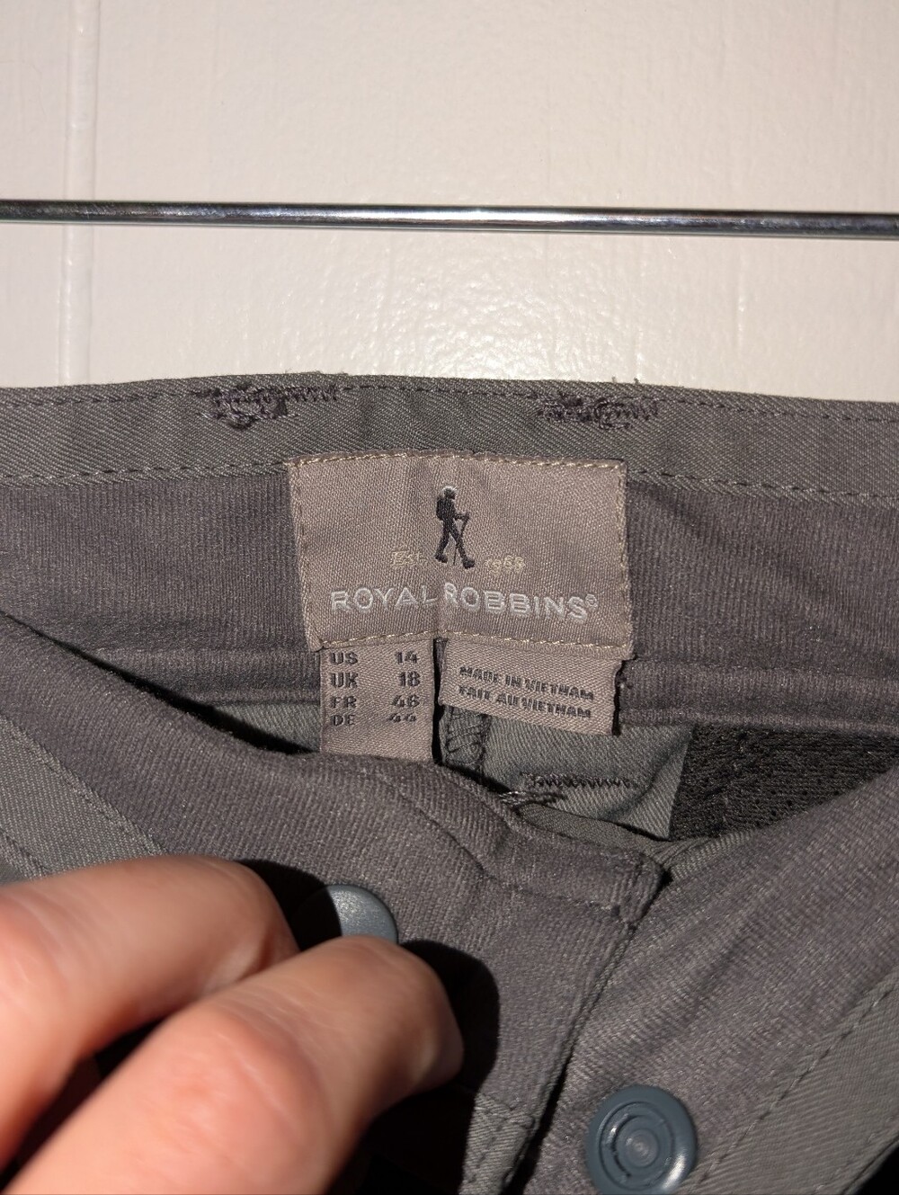 Royal Robbins Outdoor/Hiking Shorts - Picture 3 of 4